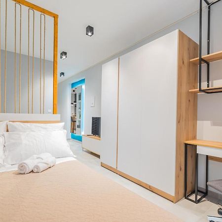 Welcome Home 365 Studio Apartment Nº1 Thessaloniki City Centre Bagian luar foto